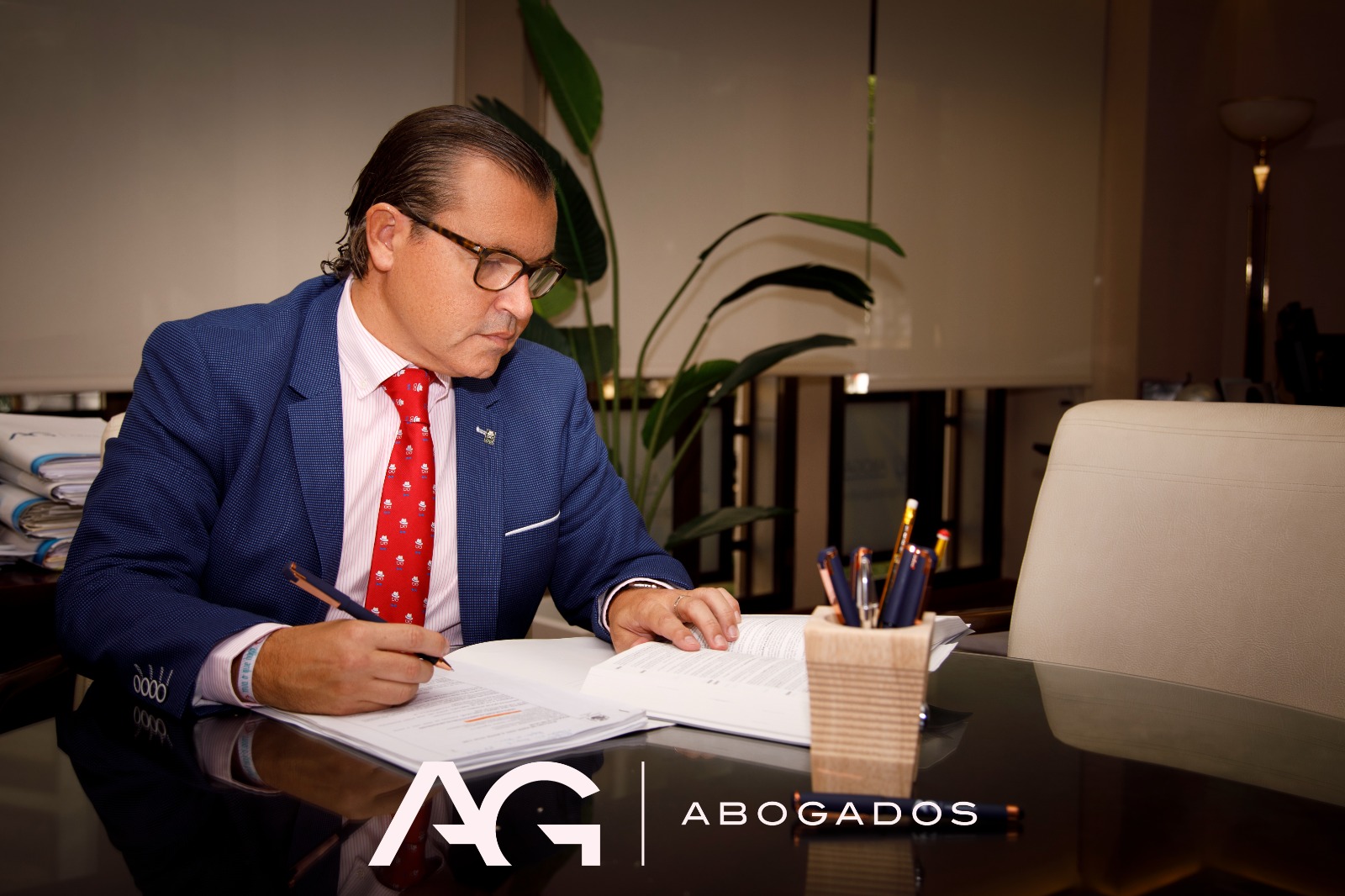 (c) Agabogados.com